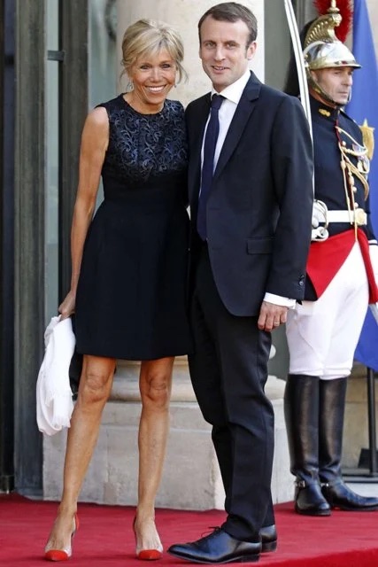 Emmanuel-Macron-with-his-Wife Brigitte
