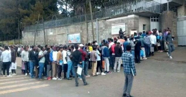 Ethiopians queue to fight for Russia. Photo Addis Standard