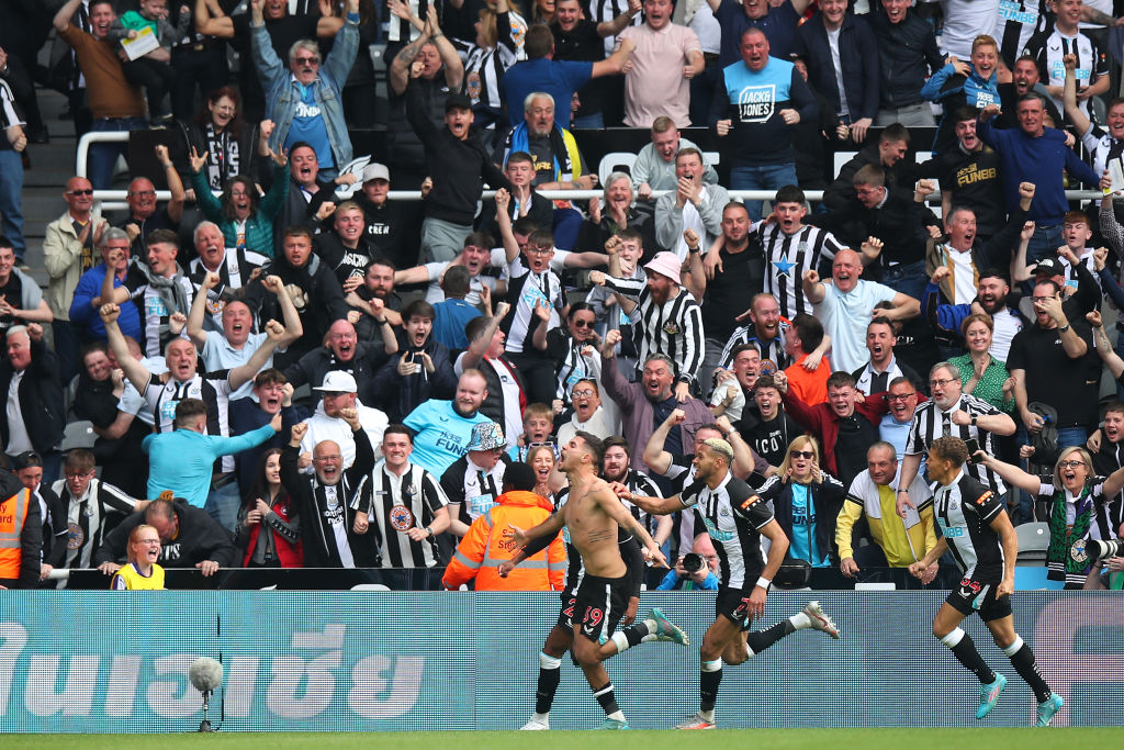 Guimaraes grabs stoppage-time winner for Newcastle