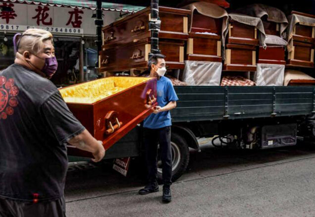 Hong Kong runs short of coffins