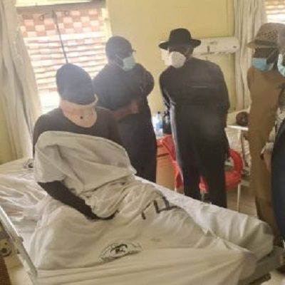 Jonathan visits Inspector Gambo Joseph in hospital