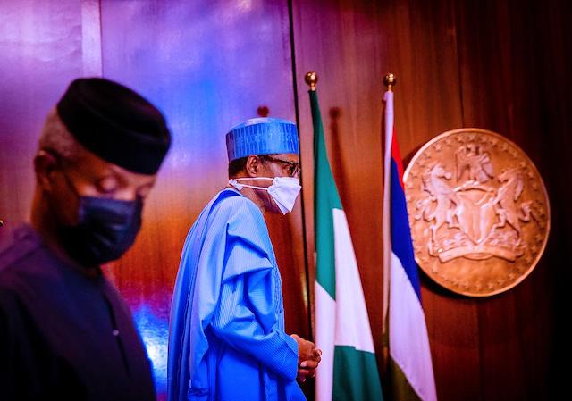 Osinbajo stands as Buhari walks into FEC meeting 