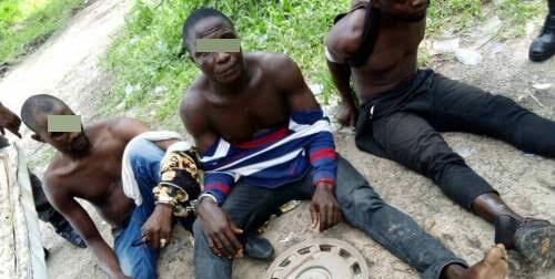 3 young men caught with human heart on OAU campus road