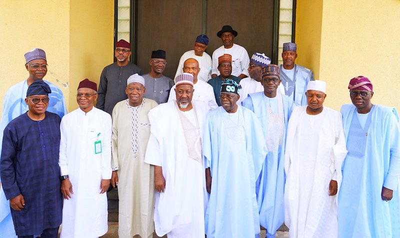 Tinubu in a group photo with APC governors