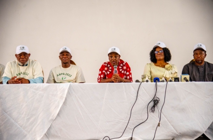 Prof. Christopher Okunseri (2nd left); Mrs. Obaseki (middle) and others at the press briefing