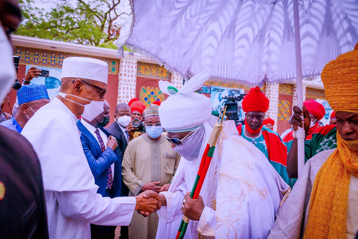 The president with Emir Bayero