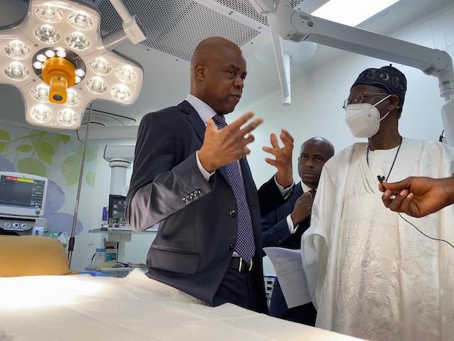 Lai Mohammed, right at the Duchess Hospital