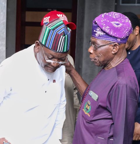 Obasanjo discussing with Ortom