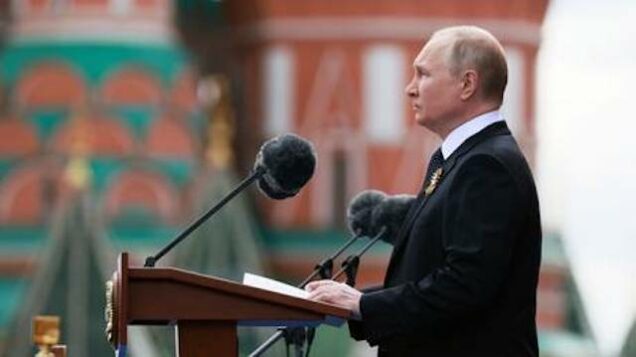 Putin Speaks at Military parade in Moscow