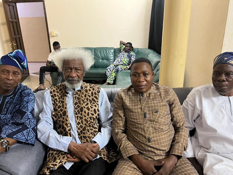 Soyinka with Igboho and Akintoye in Cotonou 