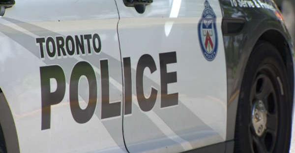 Toronto police kill rifle-armed man