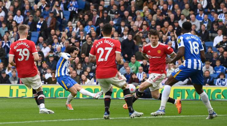 Brighton demolished United