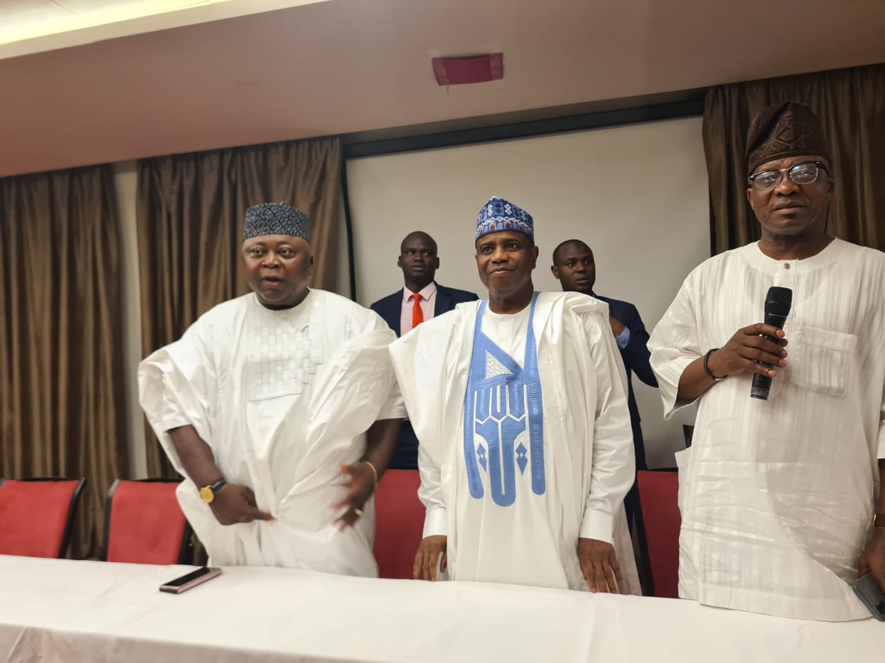 Governor Tambuwal meets Ogun delegates