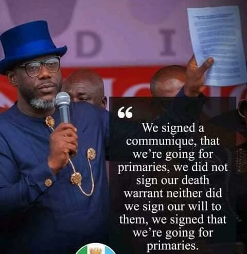 Rivers APC governorship aspirant, Ojukaye Flag Amachree addressing supporters in Port Harcourt o Monday