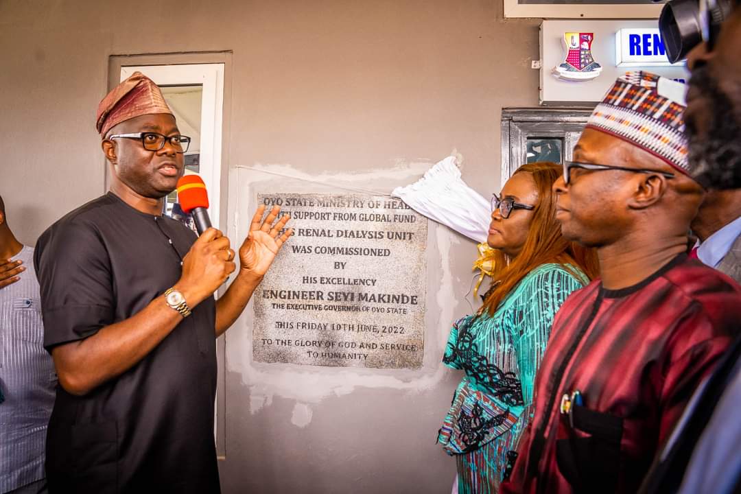 Makinde inaugurates renal dialysis unit, other facilities