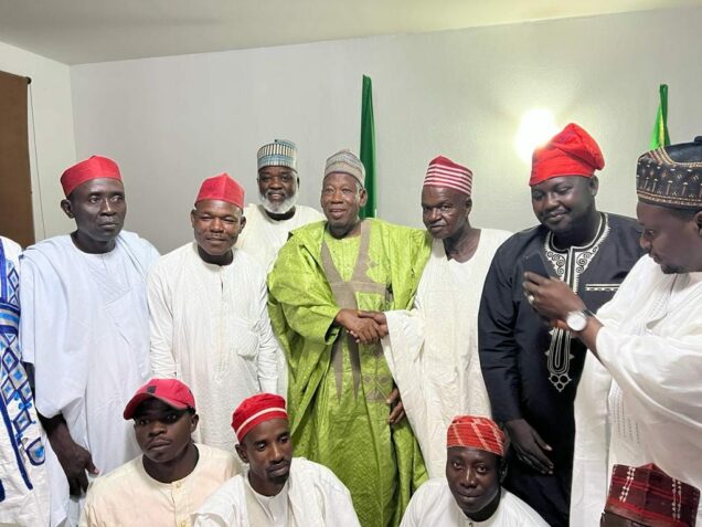 Kano Governor, Abdullahi Ganduje, on Sunday received Alh. Usman Waziri Kiru, a chieftain of Kwankwasiyya, the political movement of his predecessor, Rabiu Musa Kwakwaso who is now the presidential candidate of Nigeria Nigeria People’s Party, NNPP into the All Progressives Congress, APC.