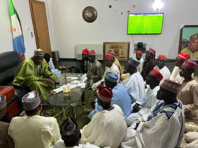 Kano Governor, Abdullahi Ganduje, on Sunday received Alh. Usman Waziri Kiru, a chieftain of Kwankwasiyya, the political movement of his predecessor, Rabiu Musa Kwakwaso who is now the presidential candidate of Nigeria Nigeria People's Party, NNPP into the All Progressives Congress, APC. 