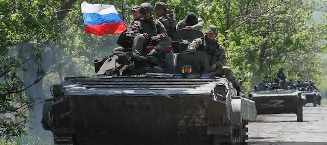 Russia is bracing itself for a longer war against Ukraine because of planned U.S. arms deliveries to the country, says the Kremlin.