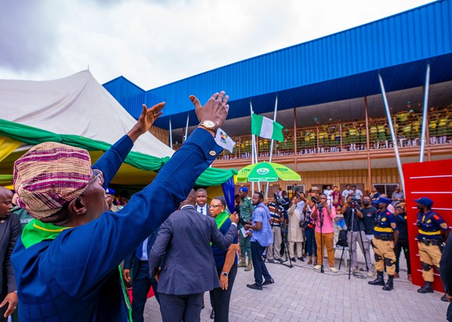 Sanwo-Olu at Vetland Junior Grammar School