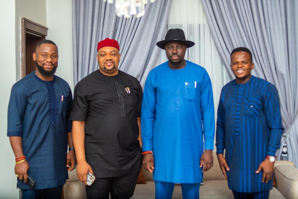 APC House of Assembly candidate for Ughelli North constituency 1. Delta State, Matthew Omonade and his team on consultation visit to Delta APC Chieftain Chief(Amb) Uba Michael