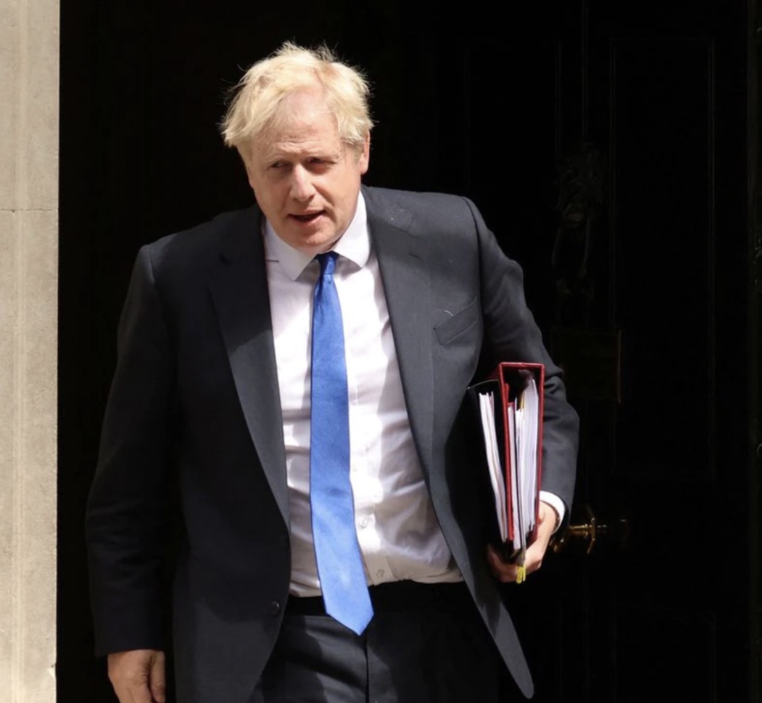 Boris Johnson resigns