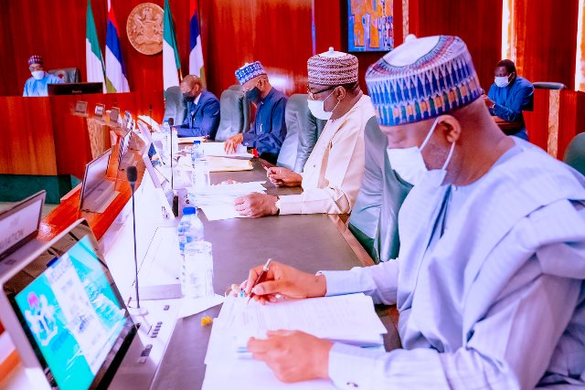 The president presides over FEC meeting in Abuja