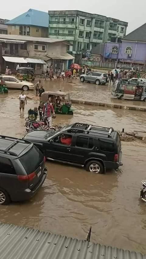 Flood take over road in Aba, the commercial nerve centre of Abia State