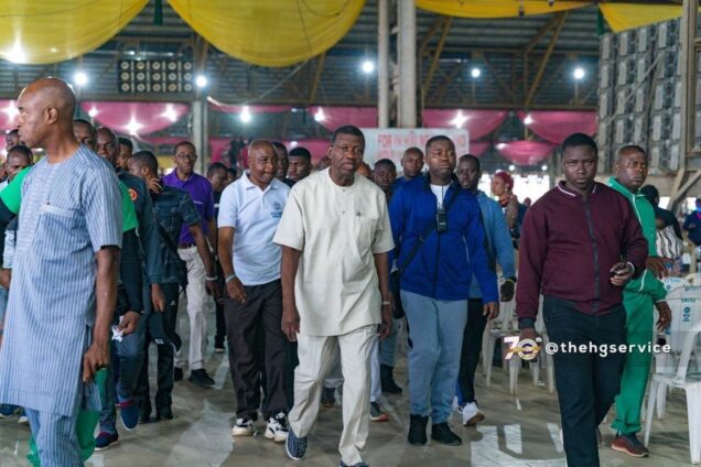 Adeboye and his ministers doing a walkout