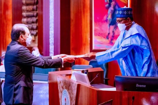 Buhari receives letter of credence from Ambassador of Mexico to Nigeria H.E. Mr. Juan Alfred Miranda Oritz