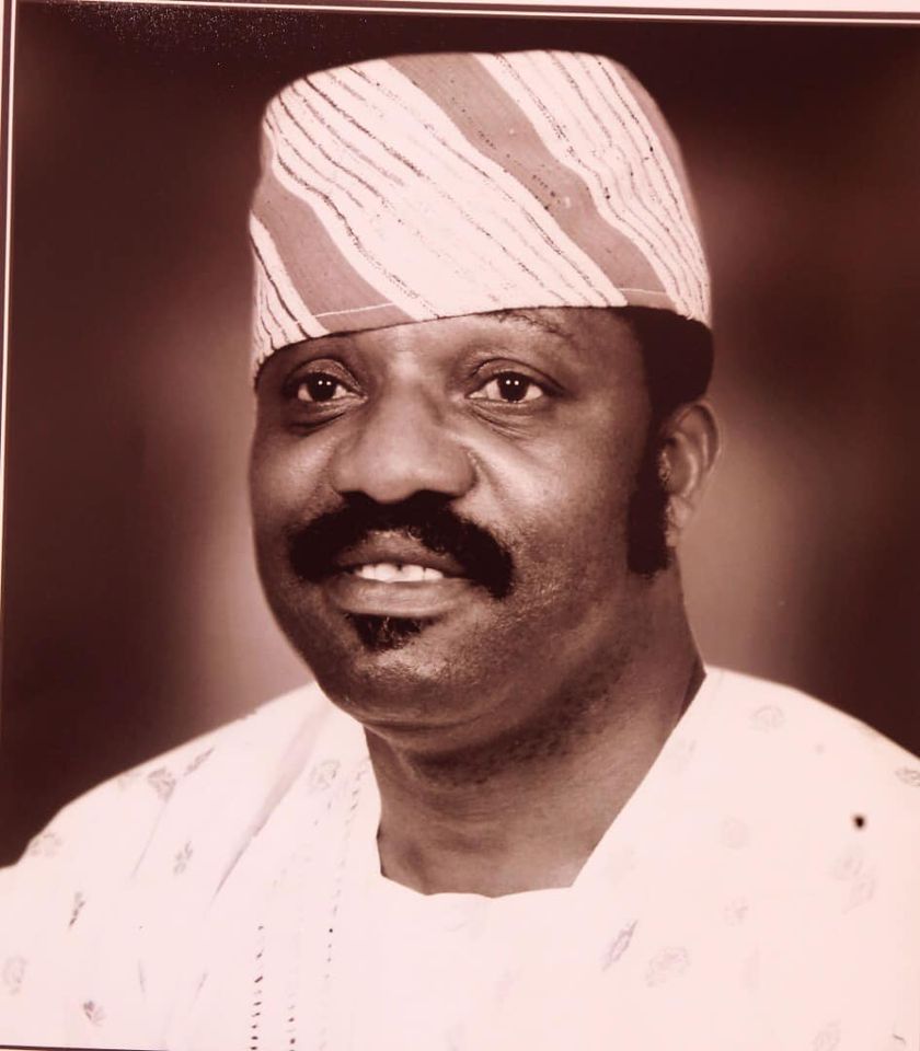 Duro Onabule: A library burns down