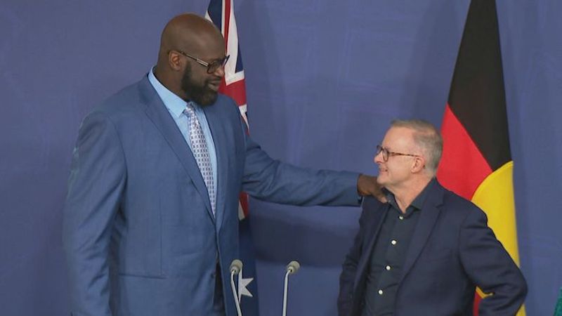 Shaquille O'Neal with Australian PM Albanese