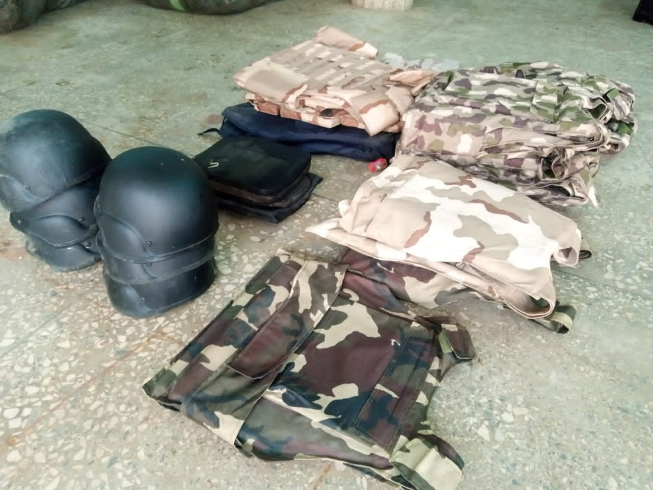 PHOTOS: EFCC returns recovered equipment, accoutrements to military - P ...