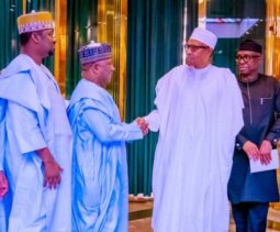 President Muhammadu Buhari, President, Federal Republic of Nigeria (2nd Right) having a handshake with Abdul Samad Rabiu, Founder & Executive Chairman, BUA Group (2nd Left) while Kabiru Rabiu, Group Executive Director, BUA Group (Left) and  Niyi Adebayo, Nigerian Minister of Industry, Trade and Investment (Right) looks on during the visit of Abdul Samad Rabiu and BUA Group Management Team, to the State House in Abuja, today.
