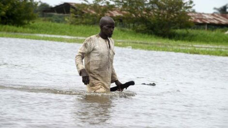 300 dead, 100,000 others displaced in devastating flood in Nigeria - P ...