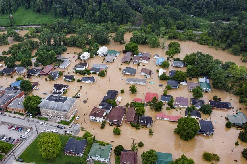 Kentucky floods kill at least 28