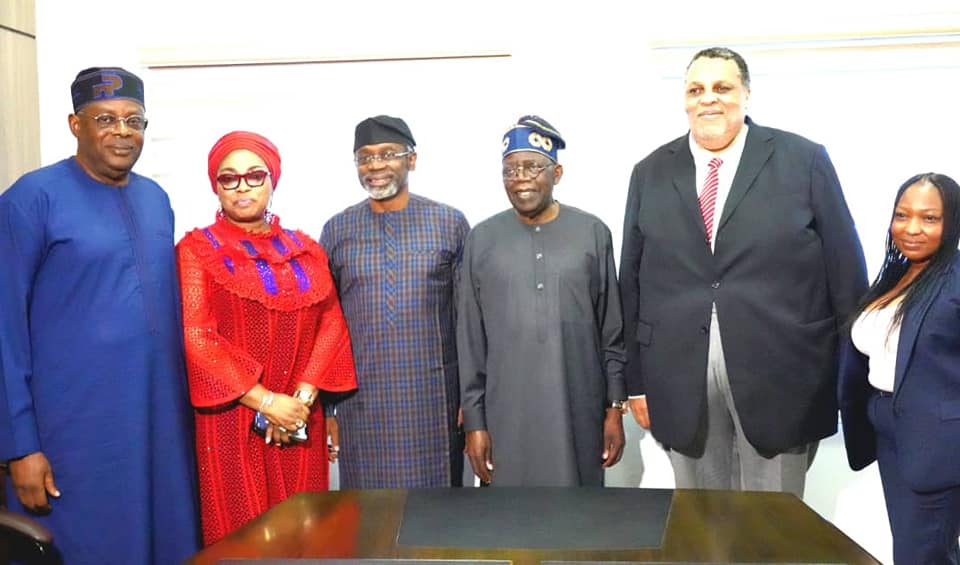 The APC presidential candidate with his visitors and Gbajabiamila