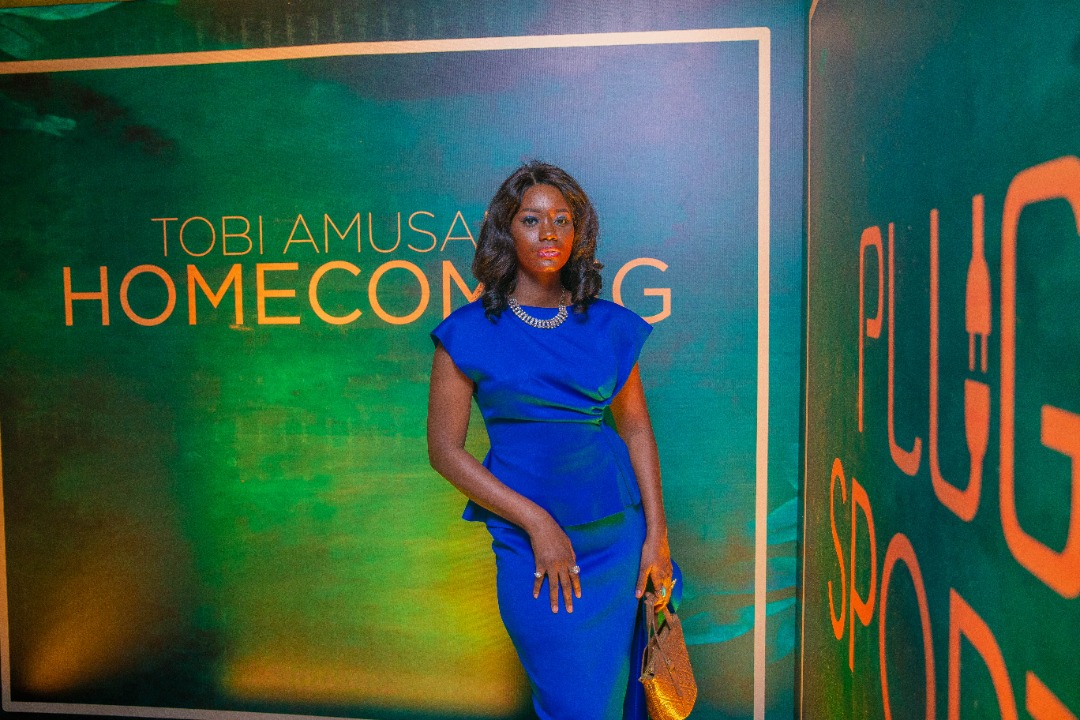 Tobi Amusan and guests at her Homecoming dinner at KOI Restaurant, VI, Lagos. Photo by Ayodele Efunla