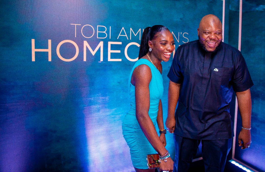 Tobi Amusan and Bizzle Osikoya at her Homecoming dinner at KOI Restaurant, VI, Lagos. Photo by Ayodele Efunla