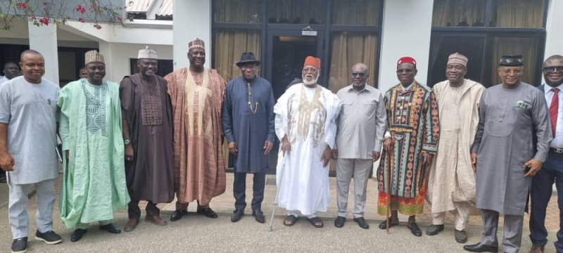 Jonathan with Abdulsalami and others during the visit