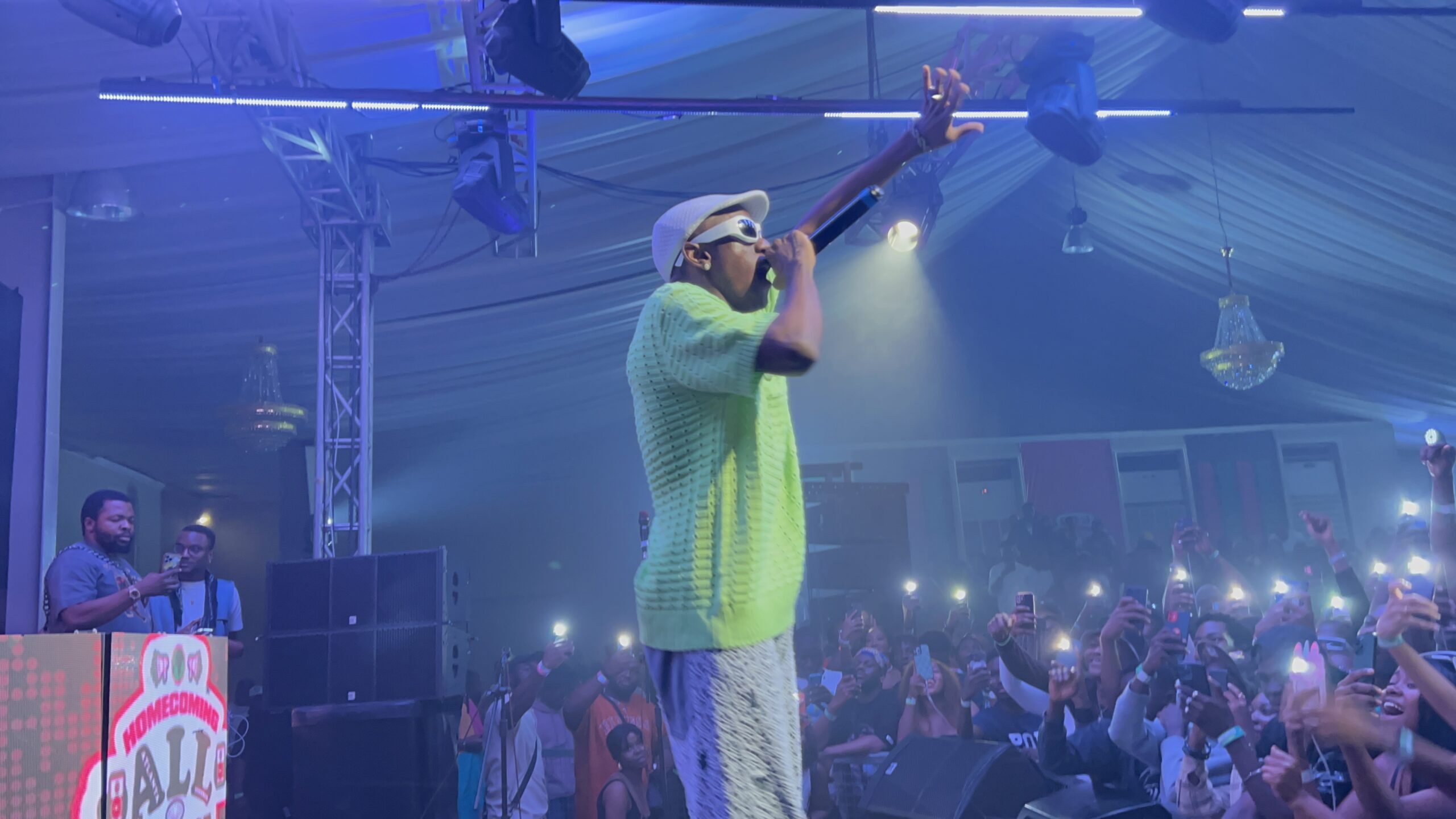 Victony thrilling fans at Homecoming Festival held at the Harbour Point centre, in Victoria Island, Lagos