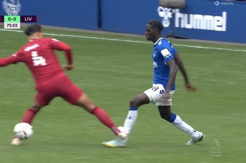 Why Liverpool's Virgil van Dijk was not shown red card against Everton