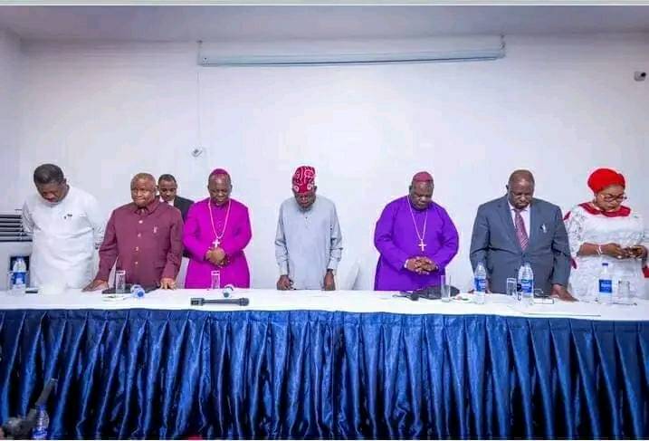 The APC presidential candidate with the bishops