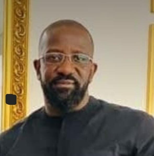 Dele Momodu, Case of Celebrity Emperor's New Clothes --- Onoh