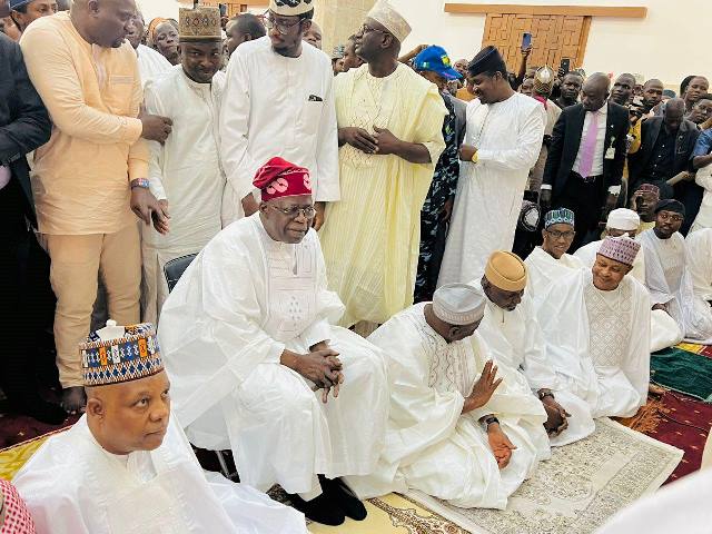 The APC Presidential candidates and others at the Abuja National Mosque for Juma'at prayers