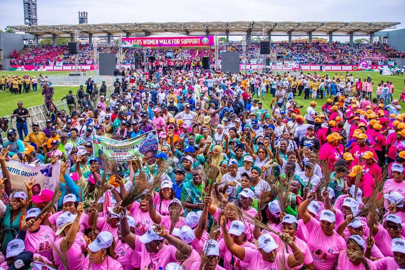 The crowd at the Onikan Stadium