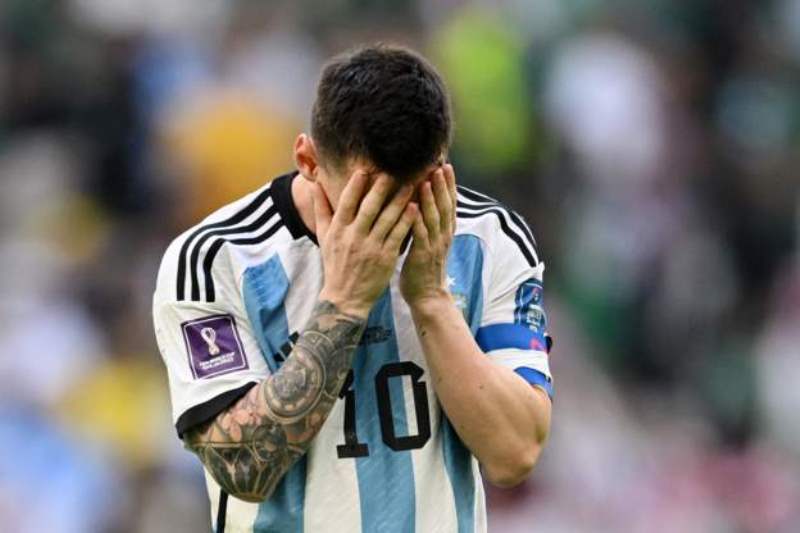 A dejected Messi