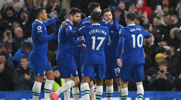 Chelsea players celebrate their victory
