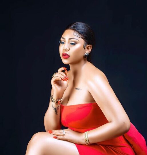 514px x 540px - Actress Regina Daniels decks in gorgeous red outfit on Christmas Day  (Photos) - P.M. News