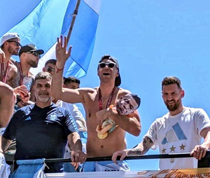 France launch official complaint against Emi Martinez