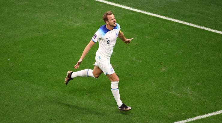 Kane celebrates his goal for England